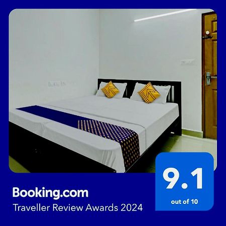 Hotel O Royal Residency Erattupetta エクステリア 写真
