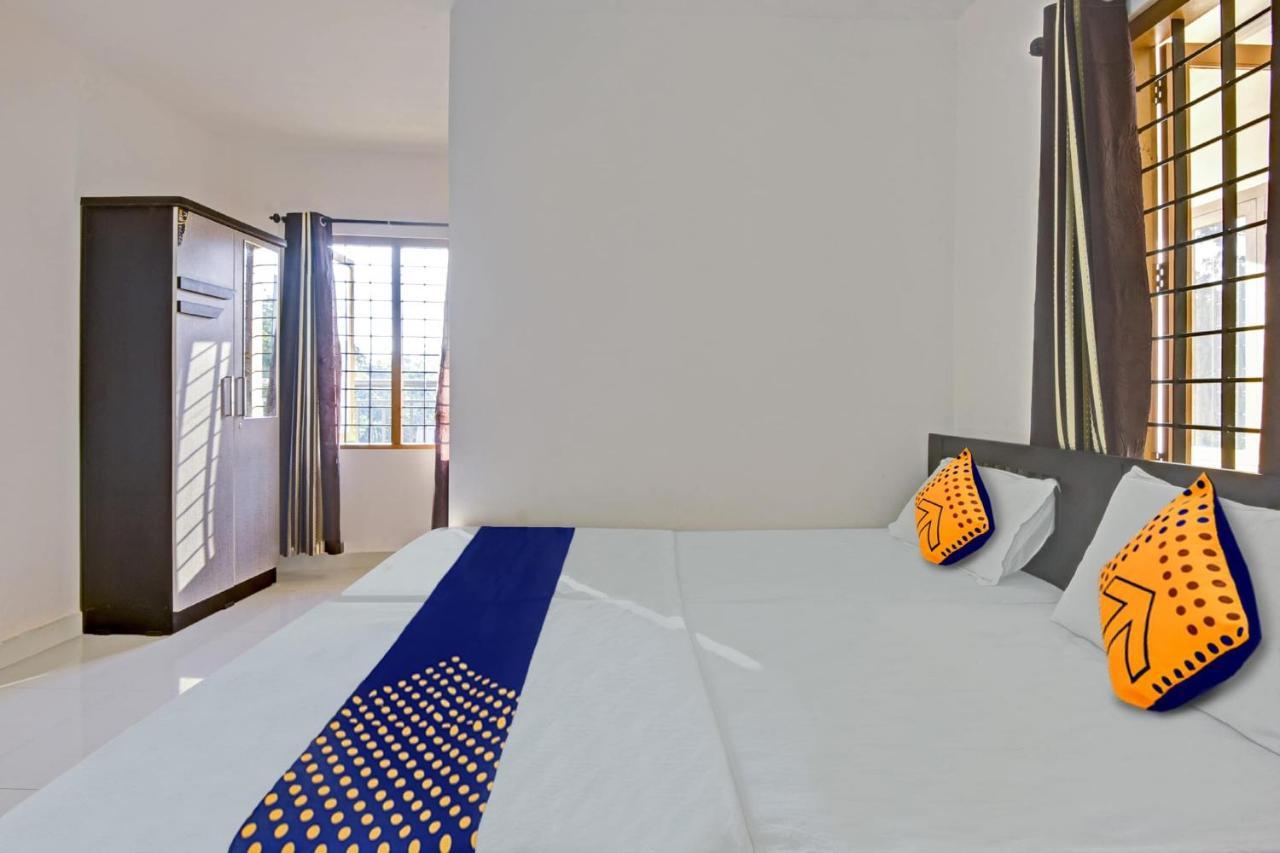 Hotel O Royal Residency Erattupetta エクステリア 写真