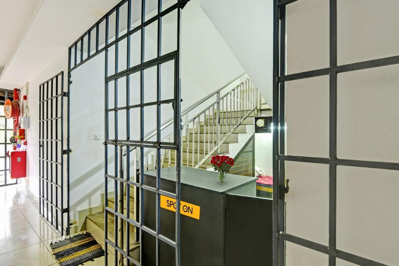 Hotel O Royal Residency Erattupetta エクステリア 写真