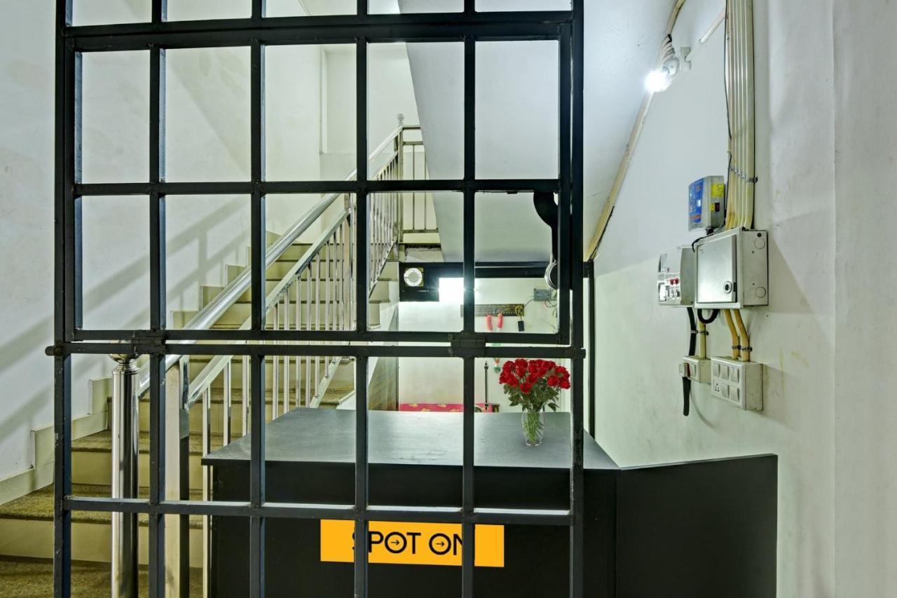 Hotel O Royal Residency Erattupetta エクステリア 写真